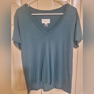 Current Elliott (New without tags) V- neck tee